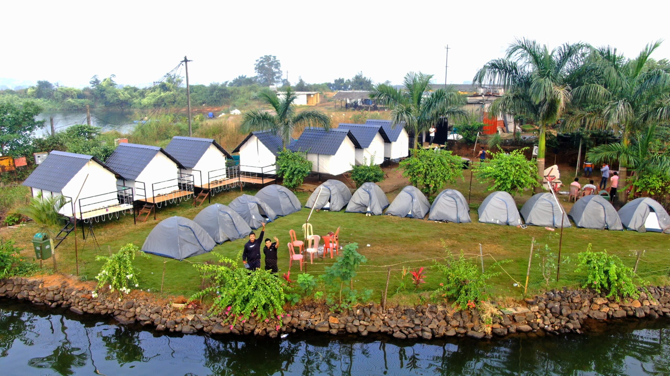 CAMPING PRESENT cottage